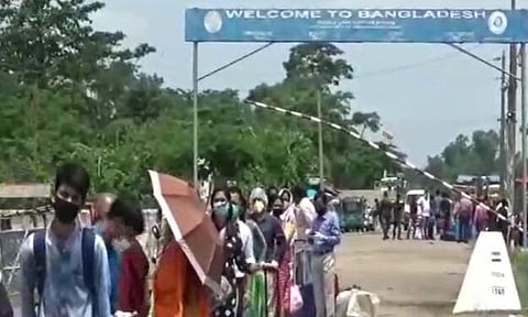 অৱশেষত অসমত উপস্থিত তলাবন্ধত বাংলাদেশত আবদ্ধ  উত্তৰ-পূবৰ ১২৪জন লোক