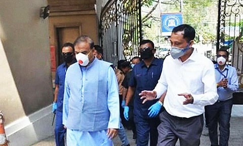 ক'ৰ'নাৰ দ্বিতীয় পৰ্যায়ৰ প্ৰাদুৰ্ভাৱ জুলাইত অন্ত পৰাৰ ইংগিত  শৰ্মাৰ