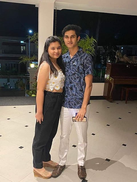 শিক্ষামন্ত্ৰী শৰ্মাৰ পুত্ৰ-কন্যাই গৌৰৱ কঢ়িয়ালে অসমলৈ