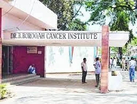 ডাঃ বি বৰৱা কৰ্কট প্ৰতিষ্ঠানত ছ'চিয়েল ৱৰ্কাৰৰ পদখালী