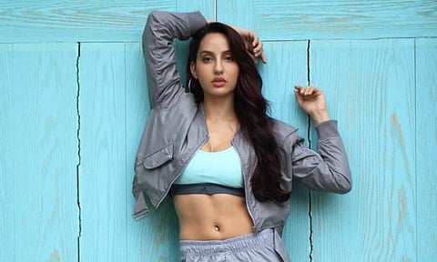 নোৰা ফাটেহি পাকঘৰত !
ষ্টাৰ বনাম ফুড ভিডিঅ' ভাইৰেল