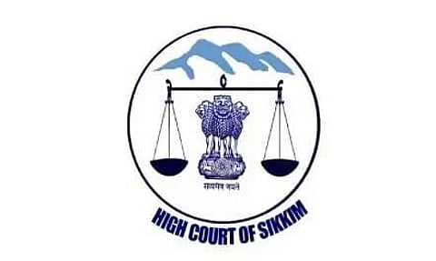 ছিকিম জুডিচিয়েল একাডেমীত নিম্ন বৰ্গৰ সহায়কৰ পদখালী