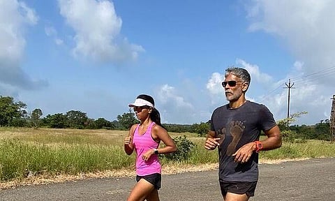 স্বামী মিলিন্দ সোমনৰ ৫৬সংখ্যক জন্মদিনত অংকিতা কোঁৱৰৰ হৃদয়স্পৰ্শী বাৰ্তা