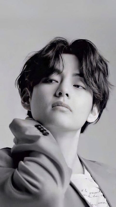 বি টি এছৰ "ভি"ৰ শীতৰ বাবে সৰ্বশ্ৰেষ্ঠ জেকেট