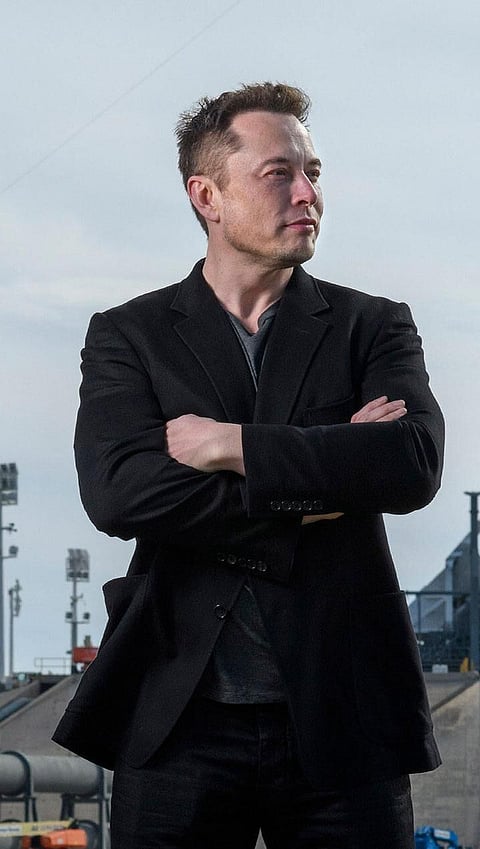 নিজৰ বাবে কোনো ঘৰ নৰখাৰ প্ৰতিজ্ঞা পূৰণ কৰিলে টেছলাৰ মুৰব্বী এল’ন মাস্কে