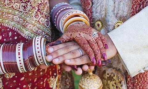 উদ্ভট! চৰকাৰী আঁচনি লাভৰ বাবেই বিয়া কৰালে নিজ ভগ্নীক