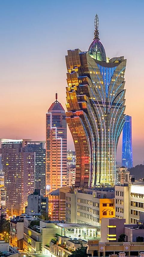 বিশ্বৰ শীৰ্ষ ১০ খন ধনী দেশ