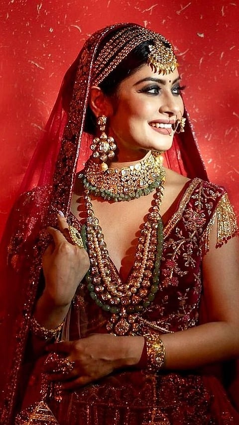 ৮ গৰাকী দেখাত সদৃশ বলীউড আৰু টিভি অভিনেত্ৰী