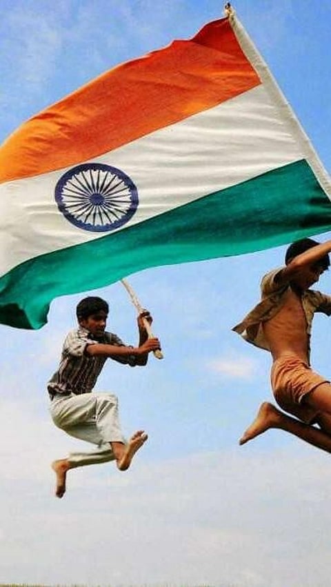 গণতন্ত্ৰ দিৱসৰ গুৰুত্বৰ বিষয়ে জানক