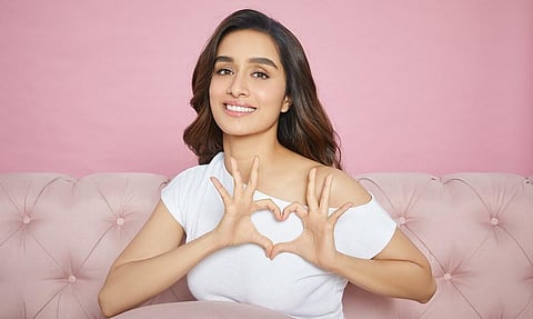 শুভ জন্মদিন শ্ৰদ্ধা কাপুৰ: হিট চিনেমাৰ পৰা ৬০ মিলিয়নতকৈও অধিক ইনষ্টাগ্ৰাম অনুসৰণকাৰীলৈকে, তেওঁৰ যাত্ৰা পুনৰ চাওক