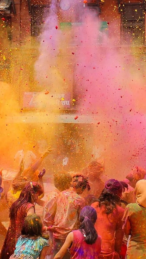 শুভ হোলী ২০২২: ৰঙৰ উৎসৱৰ বিষয়ে ১০ টা আকৰ্ষণীয় তথ্য