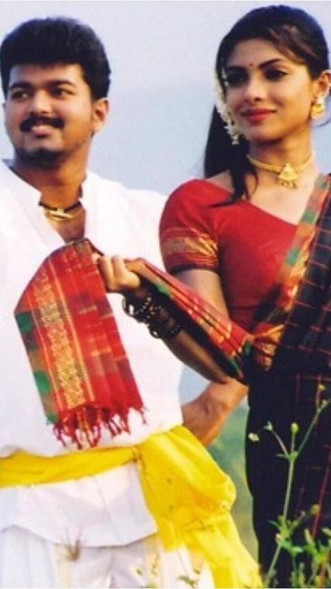 বলীউডৰ ১২ গৰাকী তাৰকা আৰু তেওঁলোকে আত্মপ্ৰকাশ কৰা দক্ষিণ ভাৰতীয় চলচ্চিত্ৰ