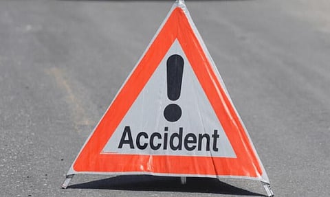 গুৱাহাটীঃ জি.এম.চি. বাহনৰ খুন্দাত মৃত্যু ৩২ বছৰীয়া যুৱকৰ