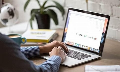 ডিজিটেল মাধ্যম নিয়ন্ত্ৰণ ৰখাৰ বাবে কেন্দ্ৰই বিধেয়ক উত্থাপন কৰিব সাংসদত