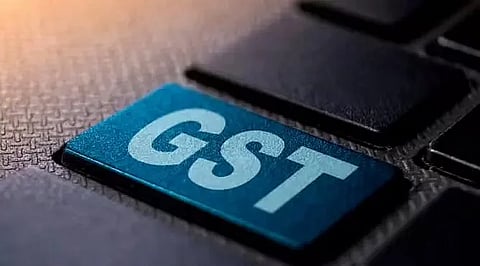 জিএছটি হাৰ বৃদ্ধি: আজিৰ পৰা ব্যয়বহুল হ'ব লগা সামগ্ৰী কি কি