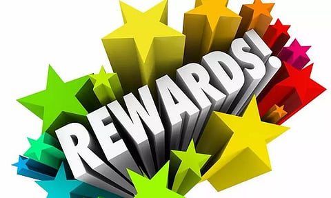 ৰাজ্যিক কৰ্মচাৰীসকলৰ দ্বাৰা ভাল প্ৰদৰ্শনৰ বাবে পুৰস্কাৰ ঘোষণা কৰিছে অসম চৰকাৰে