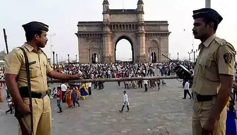 আন এটা '২৬/১১ ষ্টাইল আক্ৰমণ'ৰ ভাবুকি বাৰ্তা লাভ কৰিছে মুম্বাই আৰক্ষীয়ে