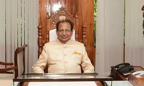গৱৰ্ণৰ ছোৱালীৰ ভলীবল খিতাপ অৰ্জন কৰে বৰপেটাৰ দলে