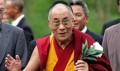 বোধগয়াত দালাই লামাক ভাবুকি দি আটক চীনৰ চোৰাংচোৱা