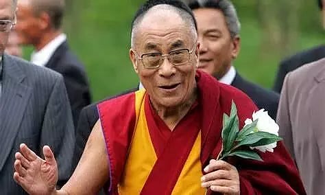 মহামাৰীত বিধ্বস্ত চীনৰ প্ৰতি সহানুভূতি প্ৰকাশ দালাই লামাৰ