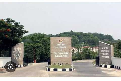 আই আই টিৰ ছাত্ৰ মৃত্যুৰ গোচৰ