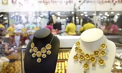 ডিজিটেল সোণ: ক্ৰেতাৰ ভিৰ অনলাইনত