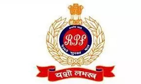 অসমৰ চাৰিজন পলায়ন কৰা নাবালকক উদ্ধাৰ ৰে'ল সুৰক্ষা বাহিনীৰ