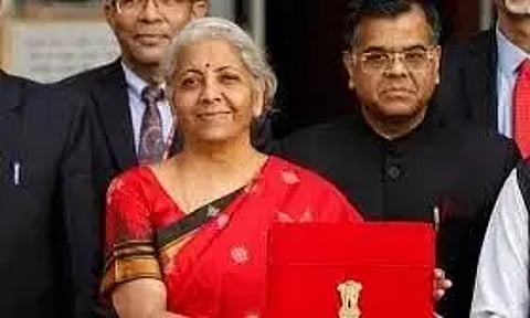 অৰ্থনীতি সঠিক পথত, সংস্কাৰৰ ওপৰত গুৰুত্ব দিয়কঃ বিত্তমন্ত্ৰী