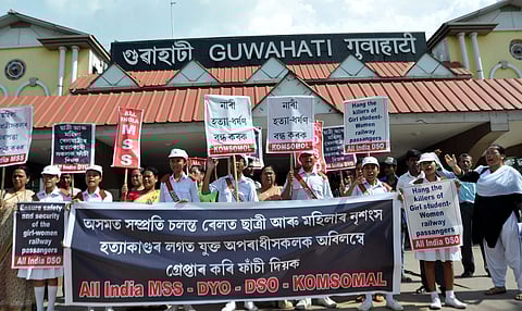 ৰেল হত্যাকাণ্ডৰ অভিযুক্তৰ অপৰাধ স্বীকাৰ