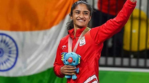 এছিয়ান গেমছত ঐতিহাসিক স্বৰ্ণ জয় মল্লযুঁজাৰু ভিনেশ ফগতৰ