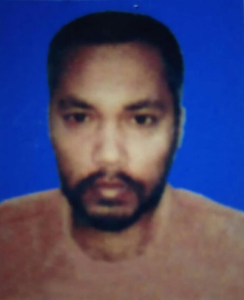 মানসিকভাৱে বিকাৰগস্ত যুৱক সন্ধানহীন