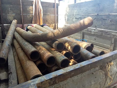 অইল ইণ্ডিয়া লিমিটেডৰ লোহৰ পাইপ জব্দ