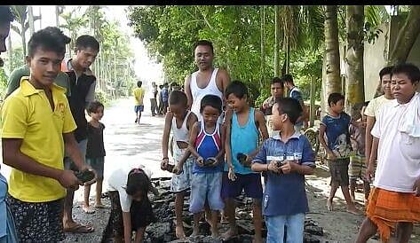 আঙুৰলতাৰ সমষ্টিত পথ নিৰ্মাণৰ পিছতে বখলা বখলে খহিল ব্লেক টপিং