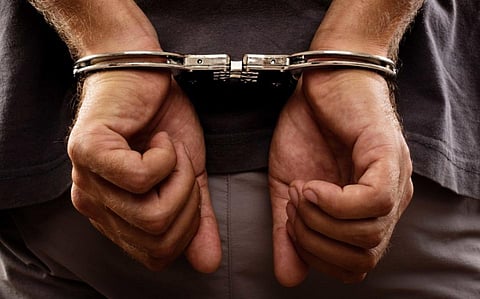 ৪০ লাখ টকাৰ আগৰ কাঠ জব্দ