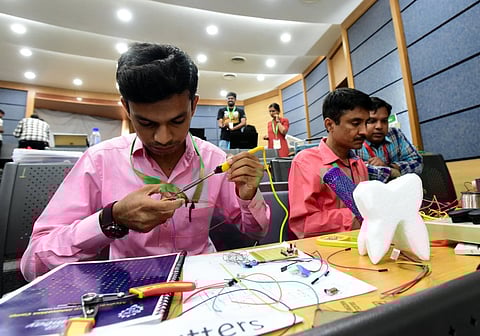 আই আই টীৰ ছাত্ৰৰ অদ্ভূত আৱিস্কাৰ ; উশাহৰ জৰিয়তে জানিব পাৰিব আপোনি এগৰাকী মধুমেহ ৰোগী হয় নে নহয়