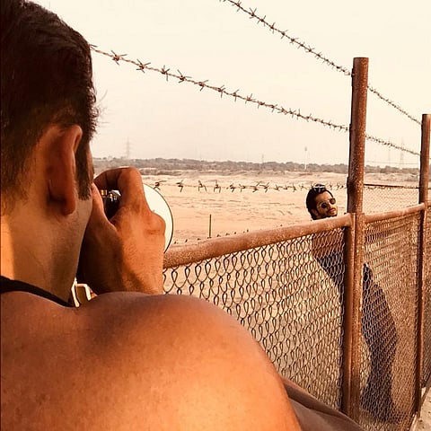 ফটো; চলমান খান আৰু বৰুন ধাৱনৰ কেন্দিত ফটো 'ভাৰত' ছবিৰ শ্বুট্যিং স্থলীৰ পৰা