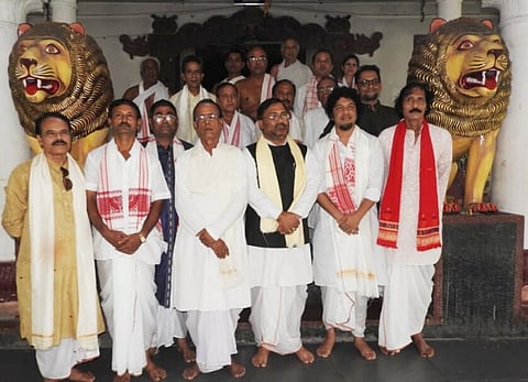 বটদ্ৰৱা থানত আশীষ ল'লে জনপ্ৰিয় কণ্ঠশিল্পী অংগৰাগ পাপন মহন্তই