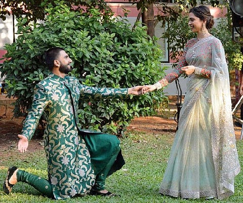 কিদৰে ৰনবীৰে দিপীকাক দিছিল প্ৰেমৰ প্ৰস্তাৱ;ফটো