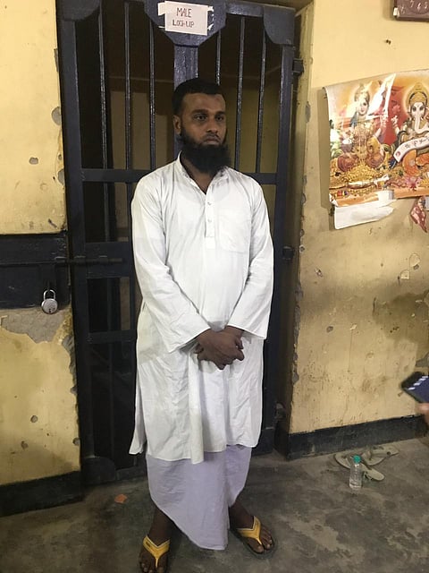 ধিঙৰ শালকাটিত পিষ্টল-গ্ৰেনেডসহ এজনক গ্ৰেপ্তাৰ