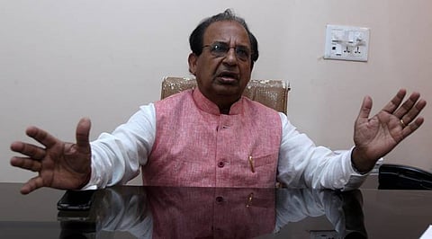 ৰাজ্যপাল জগদীশ মুখীয়ে কৰ্কট ৰোগী সকলৰ নামত উৎসৰ্গা কৰিলে চিটি স্কেন যন্ত্ৰ