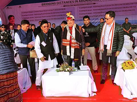 অসম আৰু অৰুণাচলৰ মাজৰ যোগাযোগ ব্যৱস্থা অধিক উন্নত হব: নীতীন গাডকাৰী