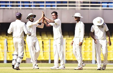 ৰঞ্জী ট্ৰফীৰ শ্বাসৰূদ্ধকৰ খেলত গোৱাৰ বিৰুদ্ধে অসমৰ জয়লাভ