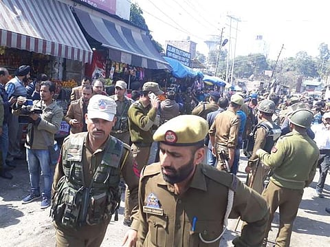 জম্বুৰ বাছ আস্থানত ভয়াবহ গ্ৰেনেড বিস্ফোৰণ: ১ নিহত, ২৮ আহত