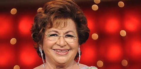 তীব্ৰ প্ৰত্যাহ্বানক হেলাঙৰে অতিক্ৰম কৰা চিৰসেউজ অভিনেত্ৰী হেলেন