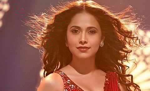 বলীউডৰ ভাইজান চলমান খানৰ ছবিত অভিনয় কৰিবলৈ সাজু কাৰ্তিক আয়ানৰ অন স্কীণ গাৰ্ল ফেণ্ড