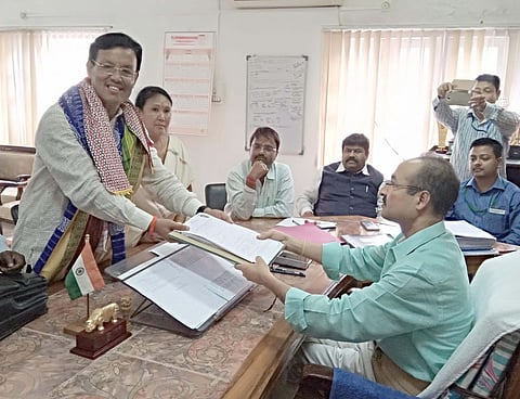 সমাগত নিৰ্বাচনঃ কোকৰাঝাৰত মনোনয়ন দাখিল কংগ্ৰেছৰ