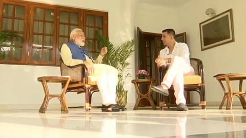 মমতা বেনাৰ্জীয়ে প্ৰত্যেক বছৰে মোলৈ উপহাৰ প্ৰেৰণ কৰে: নৰেন্দ্ৰ মোদী