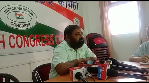 ৰাষ্ট্ৰীয় নাগৰিক পঞ্জীৰ সন্দৰ্ভত কংগ্ৰেছৰ জেষ্ঠ্য মুখপাত্ৰ অপূৰ্ব কুমাৰ ভট্টাচাৰ্যৰ সংবাদমেল