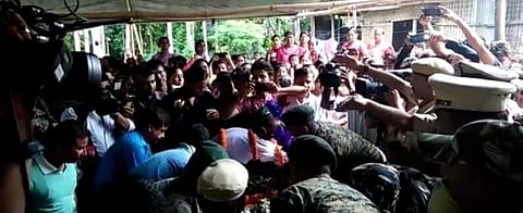 ৰাজ্যিক মৰ্য্যদাৰে শেষকৃত সম্পন্ন অসমৰ বীৰ জোৱান সুনীল কলিতাৰ