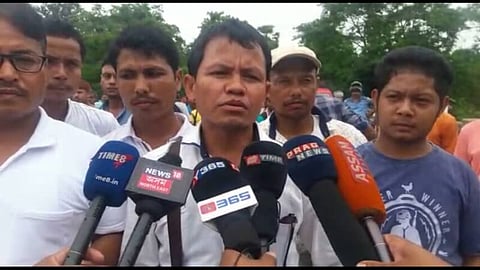 সোণাৰিত সদৌ টাই আহোম ছাত্ৰ সন্থাৰ উত্তাল প্ৰতিবাদ